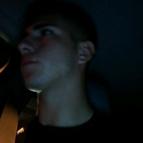 Profile Picture of Luis Ruvalcaba (@4nthonyflores) on Poshmark