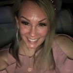 Profile Picture of Lori Stark (@lolo_star_k) on Instagram