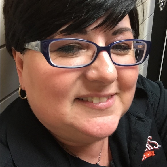 Profile Picture of Ima Babbs (@babbs67) on Poshmark