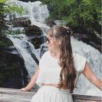 Profile Picture of Ariel Ray Camille Helman (@arch_and_crafts) on Instagram