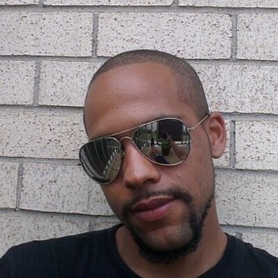 Profile Picture of Robert Hammonds (@KingHammonds27) on Twitter