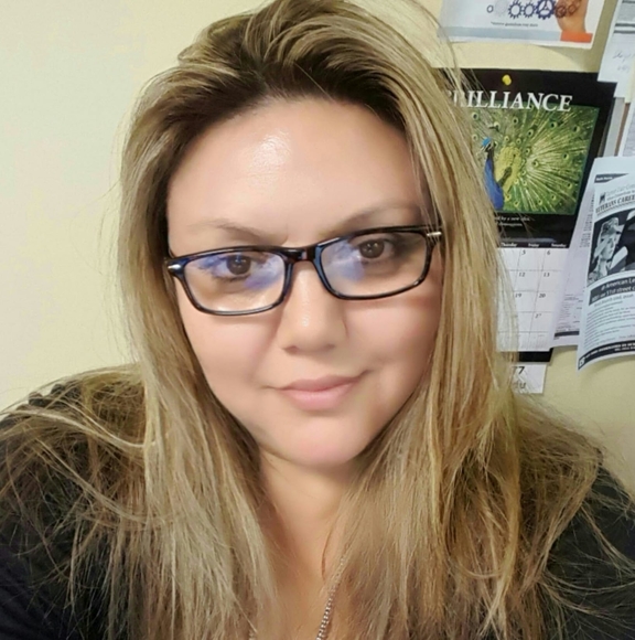 Profile Picture of Shelly Shippam (@poshshippam) on Poshmark