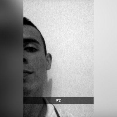 Profile Picture of Julian Escobar (@julianescobar05) on Twitter