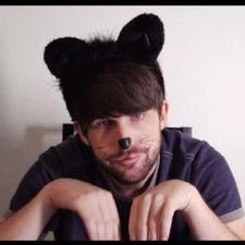 Profile Picture of Cassandra De Leon (@smosh_ian_1824) on Twitter