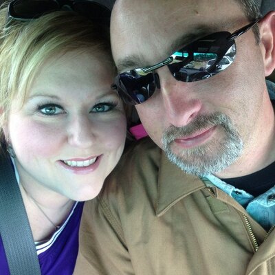 Profile Picture of Stacey Davis Giles (@@staceydgiles) on Twitter