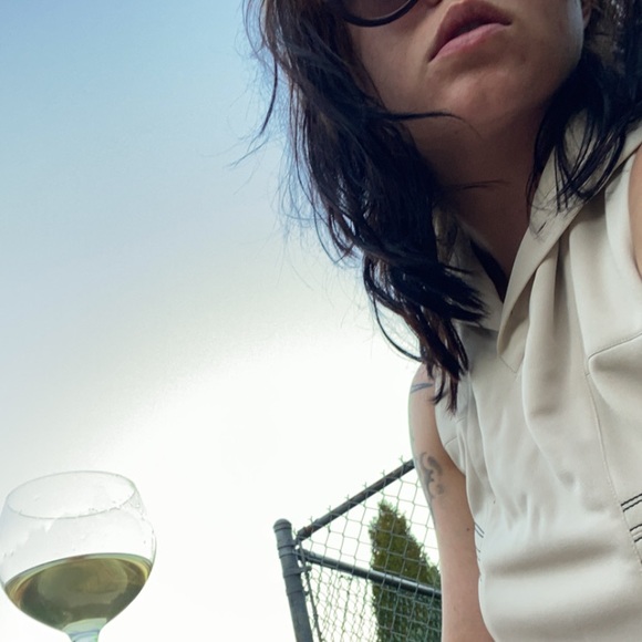 Profile Picture of Molly Lecompte (@mollylecompte) on Poshmark