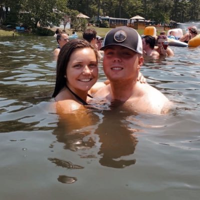 Profile Picture of Mike (@Edmondson30) on Twitter