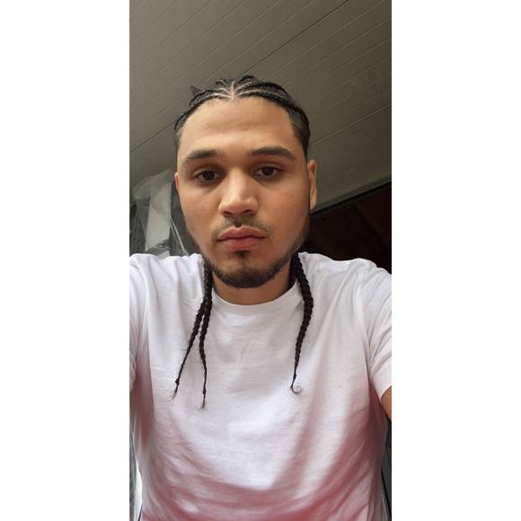 Profile Picture of Chico Chico (@l1ll3ill08) on Poshmark