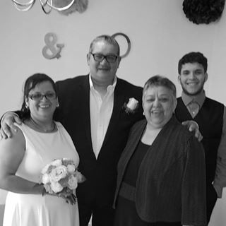 Profile Picture of Omayra Caraballo (@omayra.caraballo) on Facebook