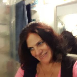 Profile Picture of Sue J Chenoweth (@sjc1220) on Twitter