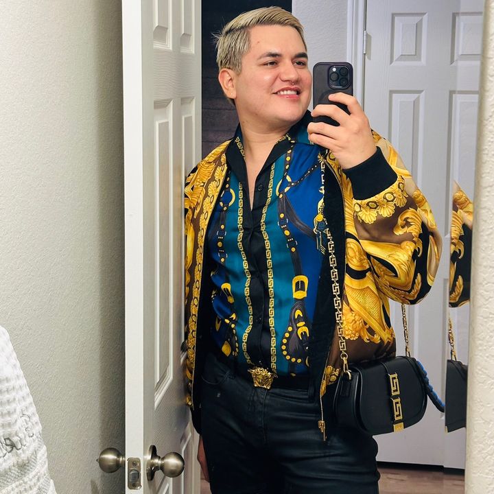 Profile Picture of leonardoversace (@leonatella.versace) on Tiktok