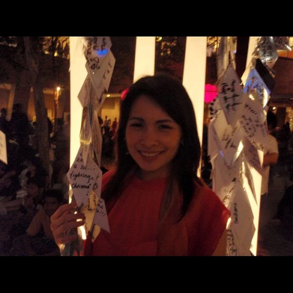 Profile Picture of Niracha Chaisomboon (@onme) on Poshmark