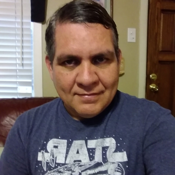 Profile Picture of George Gray (@gawain9l9) on Poshmark