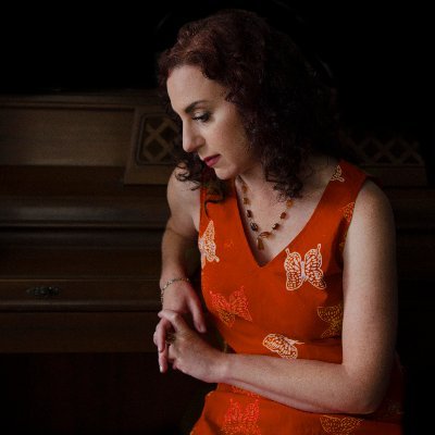 Profile Picture of Elisa Peimer (@elisapeimer) on Twitter