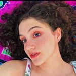 Profile Picture of julia (@julia_rainha_e_o_resto_nadinha) on Instagram