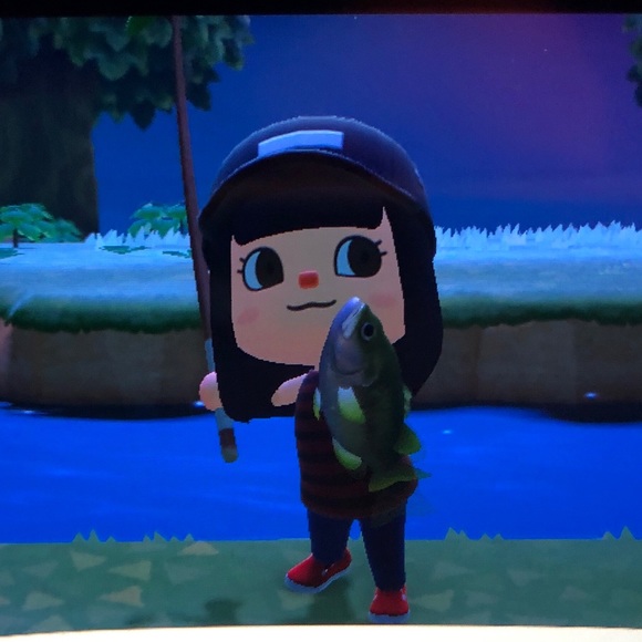 Profile Picture of Simone Hill (@simone9909) on Poshmark