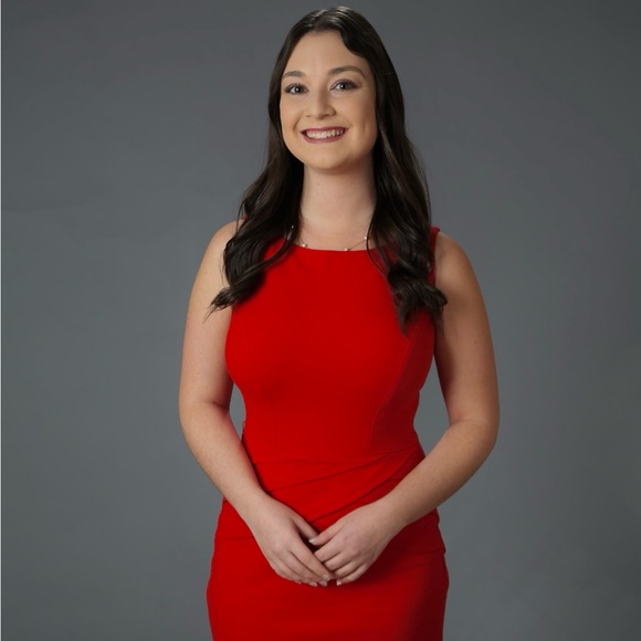 Profile Picture of Sarah Mankowitz (@iceskatersarah) on Poshmark