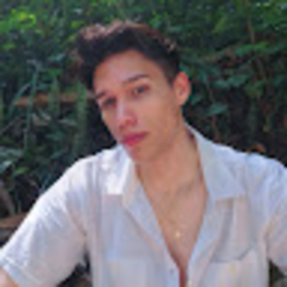 Profile Picture of Carlos efraín Milanés chongón (@carlosemch1798) on Poshmark