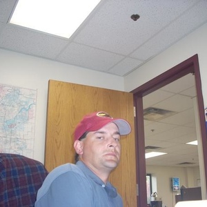 Profile Picture of Adam Shake (@shakiesix) on Myspace