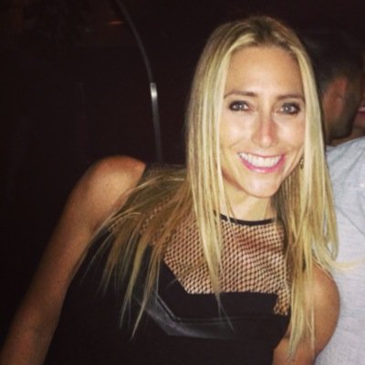 Profile Picture of Monica Simon (@monicasimonberm) on Twitter