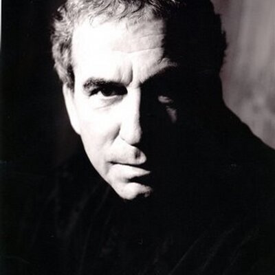 Profile Picture of José Luis PeralesBot (@PeralesBot) on Twitter