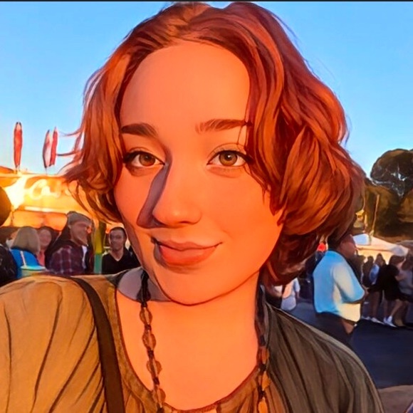 Profile Picture of Dani Stawchansky (@dstawchansky) on Poshmark