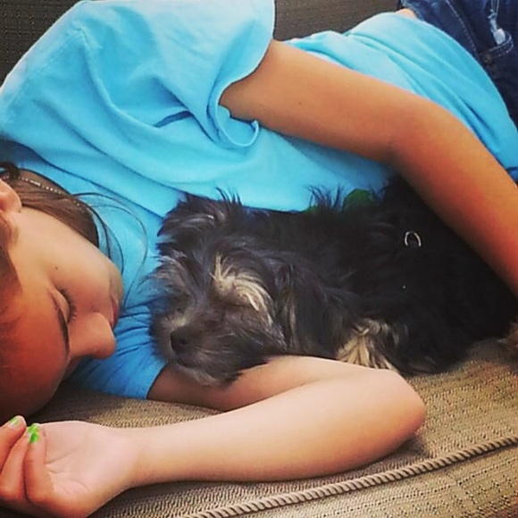 Profile Picture of Natalie Houpy (@nataliehoupy) on Poshmark