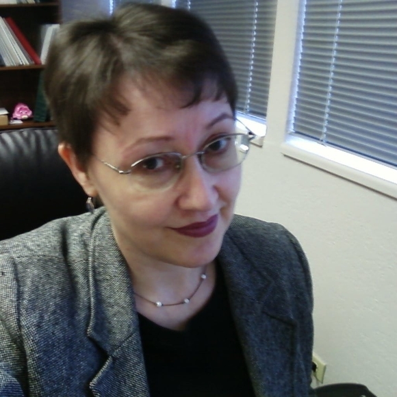 Profile Picture of Lana Kazakov (@lanakazakov) on Poshmark