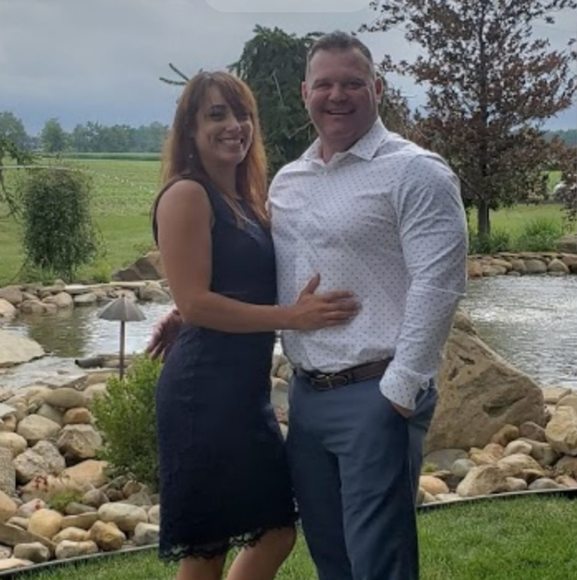 Profile Picture of Michael Hunter (@mikeghunter8777) on Poshmark