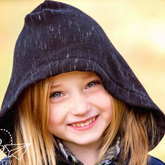 Profile Picture of Lisa Granger (@onlymelisa) on Poshmark