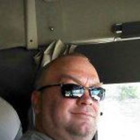 Profile Picture of Andrzej Doliwa (@adoliwa) on Poshmark