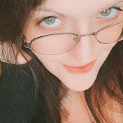 Profile Picture of Lisa Botello (@ballsmonkey070) on Youtube