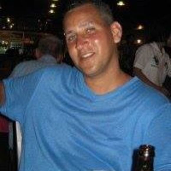 Profile Picture of Andrew Spence (@acspence109) on Poshmark