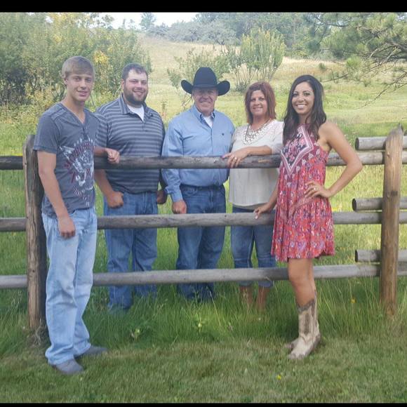 Profile Picture of Michelle Harstad (@michelleharstad) on Poshmark