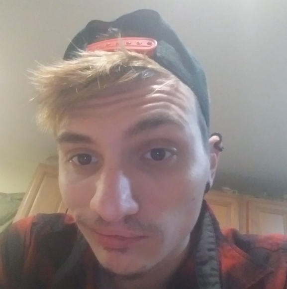 Profile Picture of Timothy Scudder (@healyex) on Poshmark