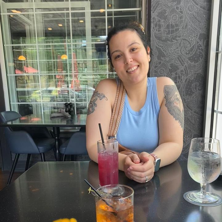Profile Picture of Jess (@jess.up) on Tiktok