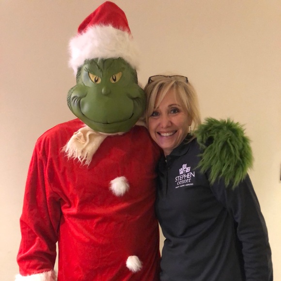 Profile Picture of Anne Kutilek (@akuti) on Poshmark