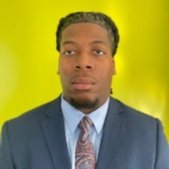 Profile Picture of Jerome Edwards (@jeromeedward828) on Poshmark