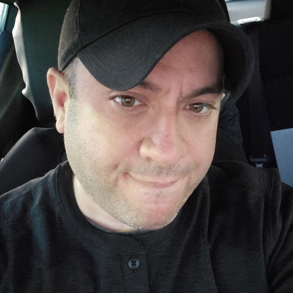 Profile Picture of Karl Lukis (@klukis98) on Poshmark