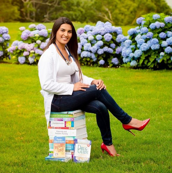 Profile Picture of Janaina Silva (@janainahelena25) on Poshmark