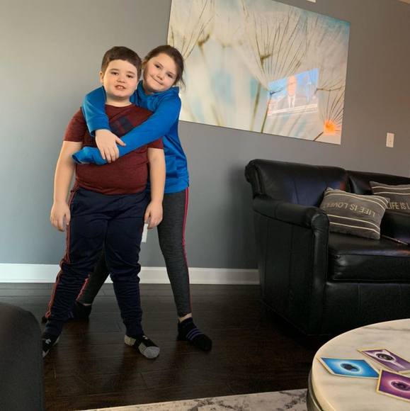 Profile Picture of Arton Zekaj (@artonzeka) on Poshmark