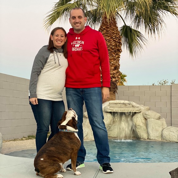 Profile Picture of Danielle Remter (@dmhart8889) on Poshmark