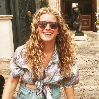 Profile Picture of Olivia St. Peter (@oliviastpeter) on Twitter