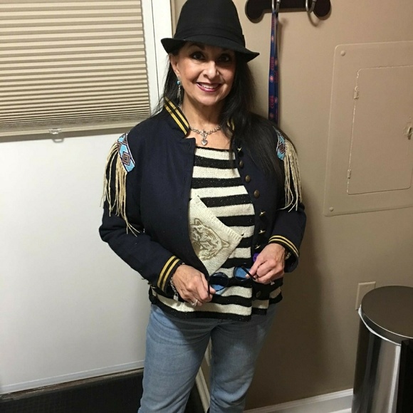 Profile Picture of Marion Gonzalez townson (@jinxd2) on Poshmark