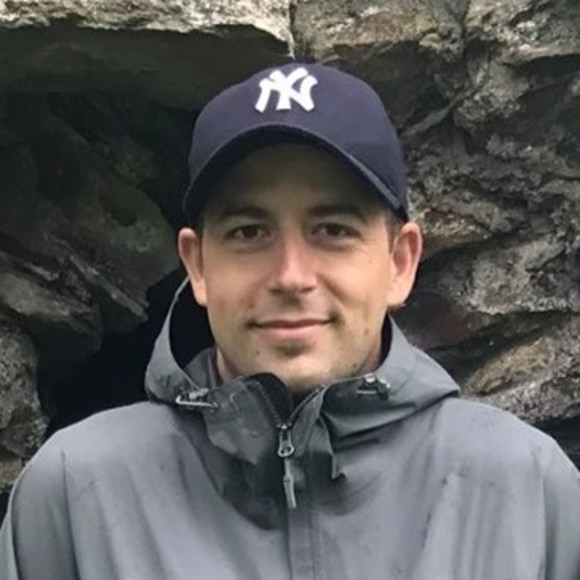 Profile Picture of John Yoder (@johngilesyoder) on Poshmark