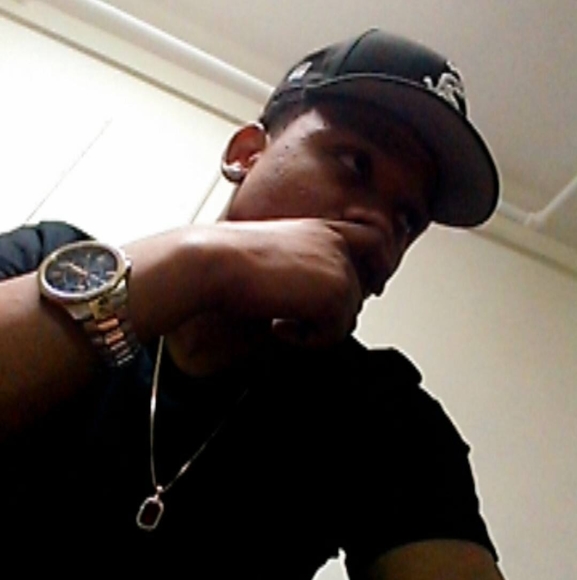 Profile Picture of K-swiss K-swiss (@kdoty23) on Poshmark