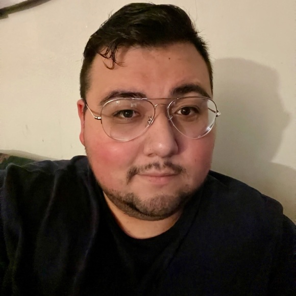 Profile Picture of Jairo Peña (@jairop91) on Poshmark