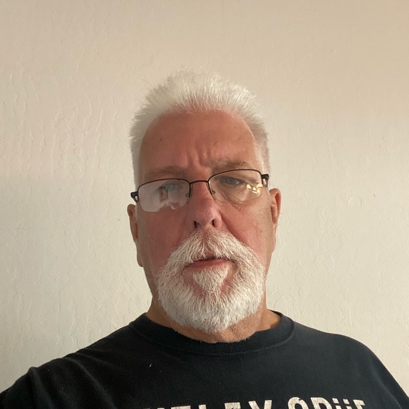 Profile Picture of Richard Weinberger (@rjw848) on Poshmark