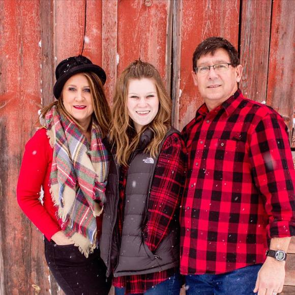 Profile Picture of Tammy Settera (@tammysettera) on Poshmark