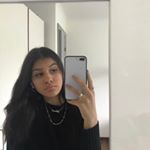 Profile Picture of JULIE LOOVES👻 (@julie_loovess) on Instagram